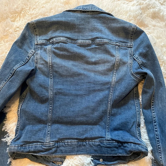 H&M denim jacket - Picture 5 of 5